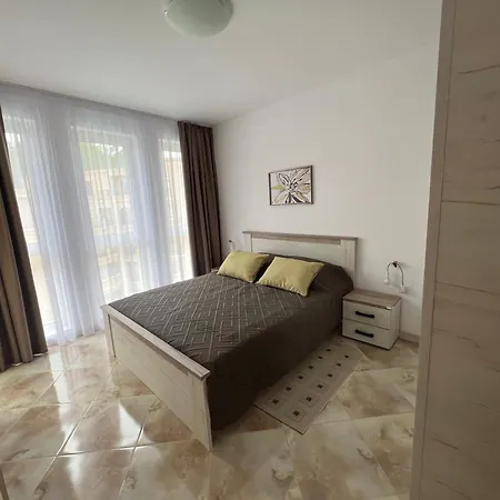 Апартаменты Aphrodite Park *