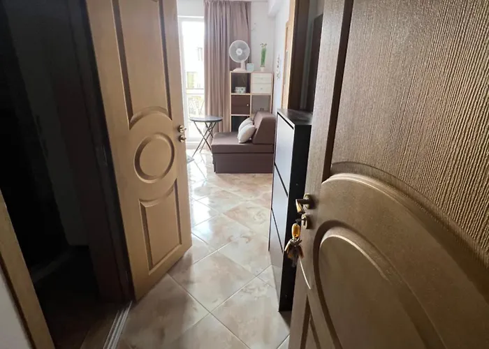 Aphrodite Park サニービーチ